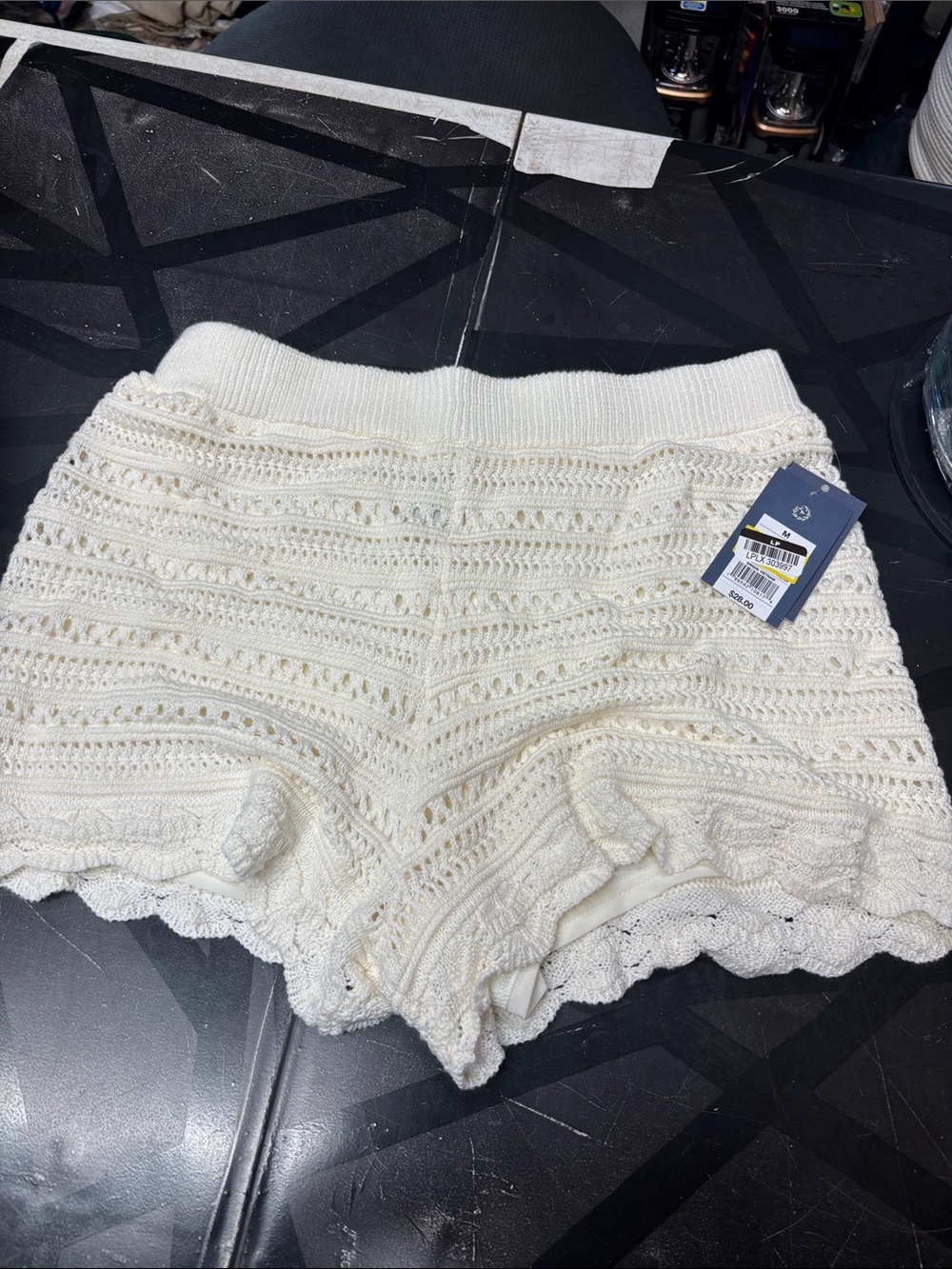 Universal Thread Cream Crochet High-Rise Knit Shorts b253